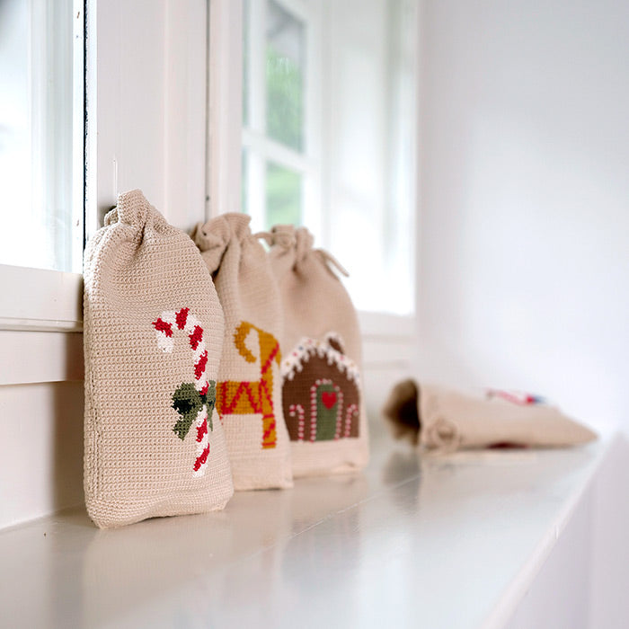 Classic Gift Bags - Crochet Kit